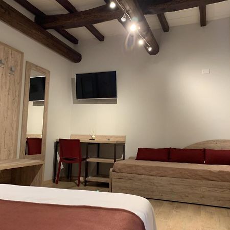 Otto Agriturismo Ottobiano Exteriér fotografie